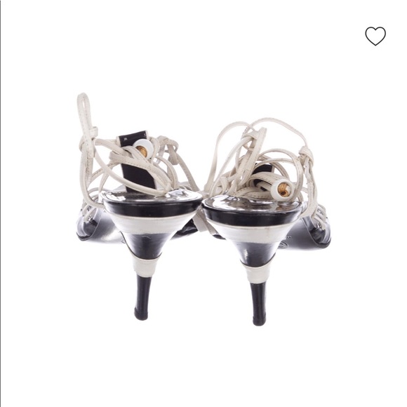 Chanel heels - Picture 4 of 6